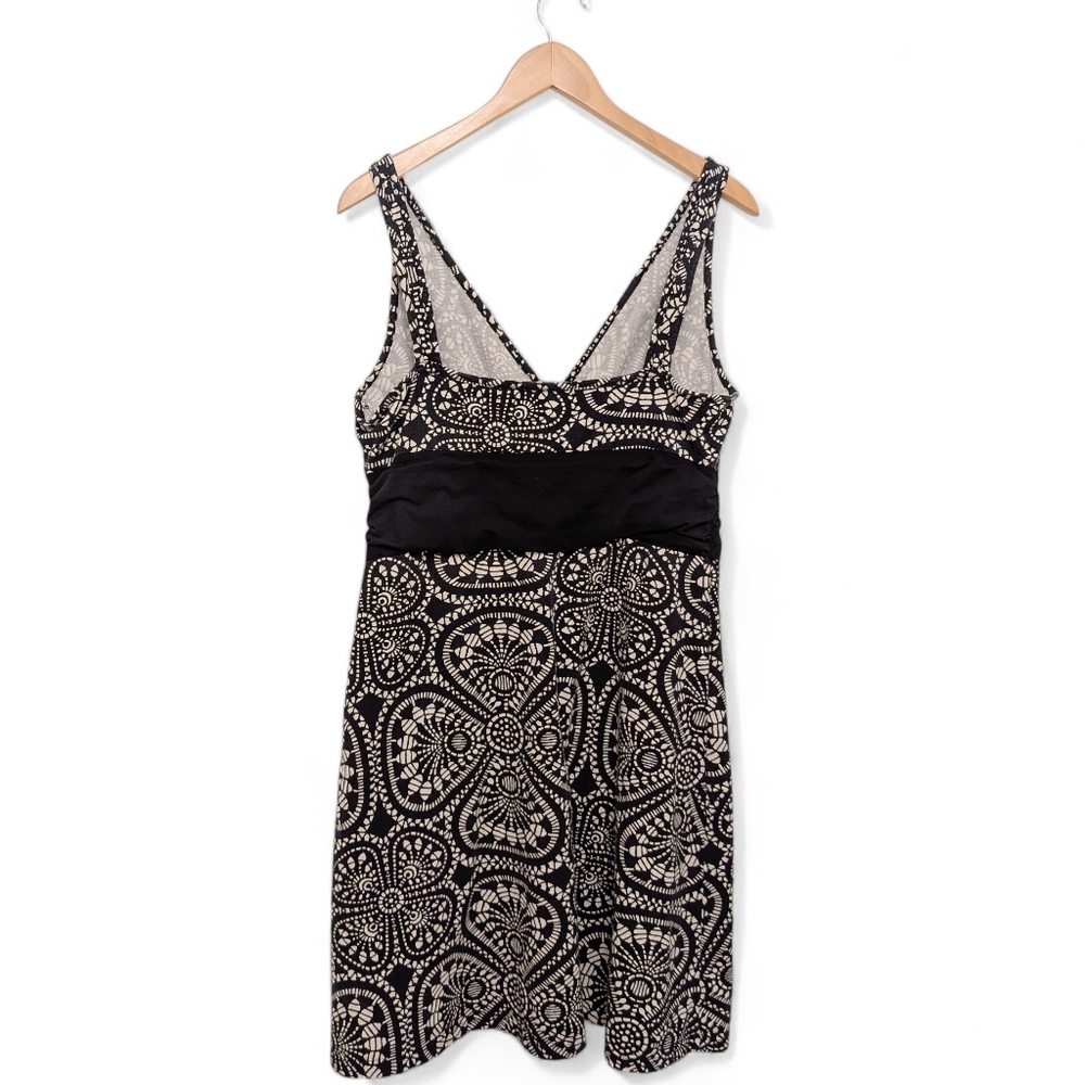 PATAGONIA Fit Flair Margot Dress Black White Geometric Mosaic Print Knit New - Picture 3 of 15